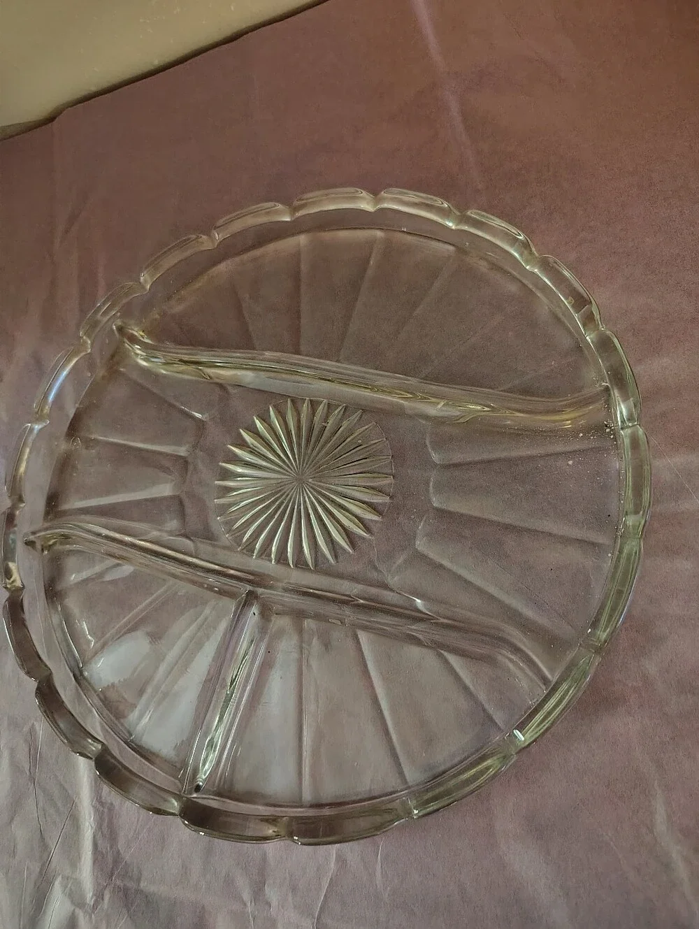 VINTAGE CLEAR PRESSED GLASS DIVIDED RELISH / SERVING TRAY (10